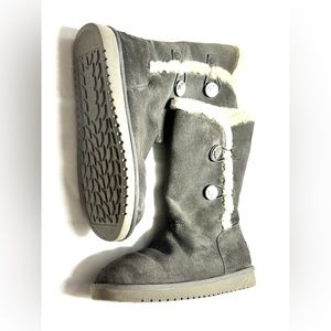 KOOLABURRA BY UGG KINSLEI TALL‎